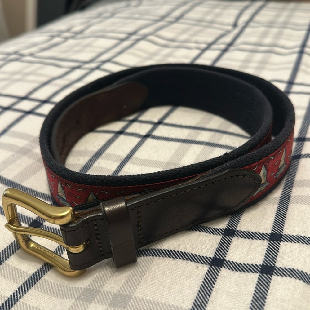 Vineyard Vines leather/canvas belt size 36